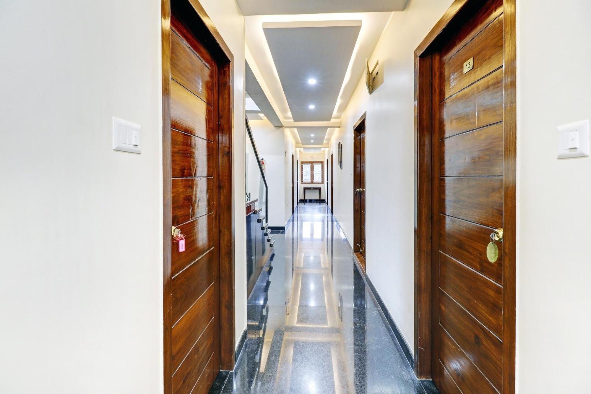 Capital O R R Residency Hotel Bangalore Bagian luar foto