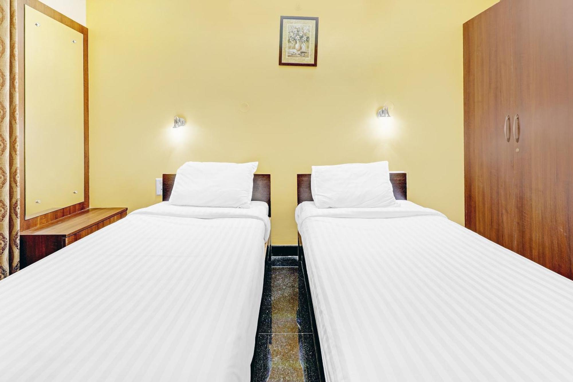Capital O R R Residency Hotel Bangalore Bagian luar foto