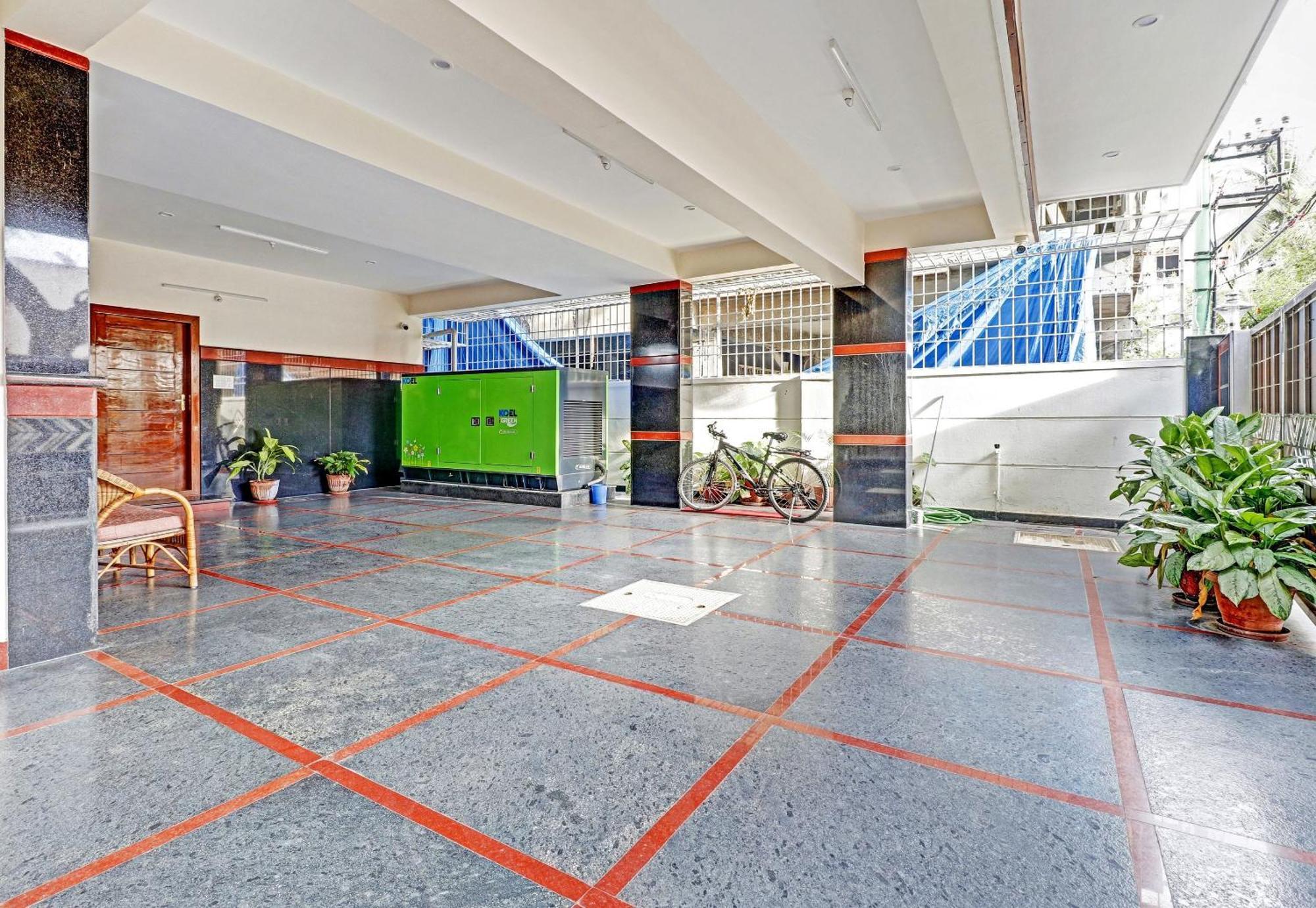 Capital O R R Residency Hotel Bangalore Bagian luar foto