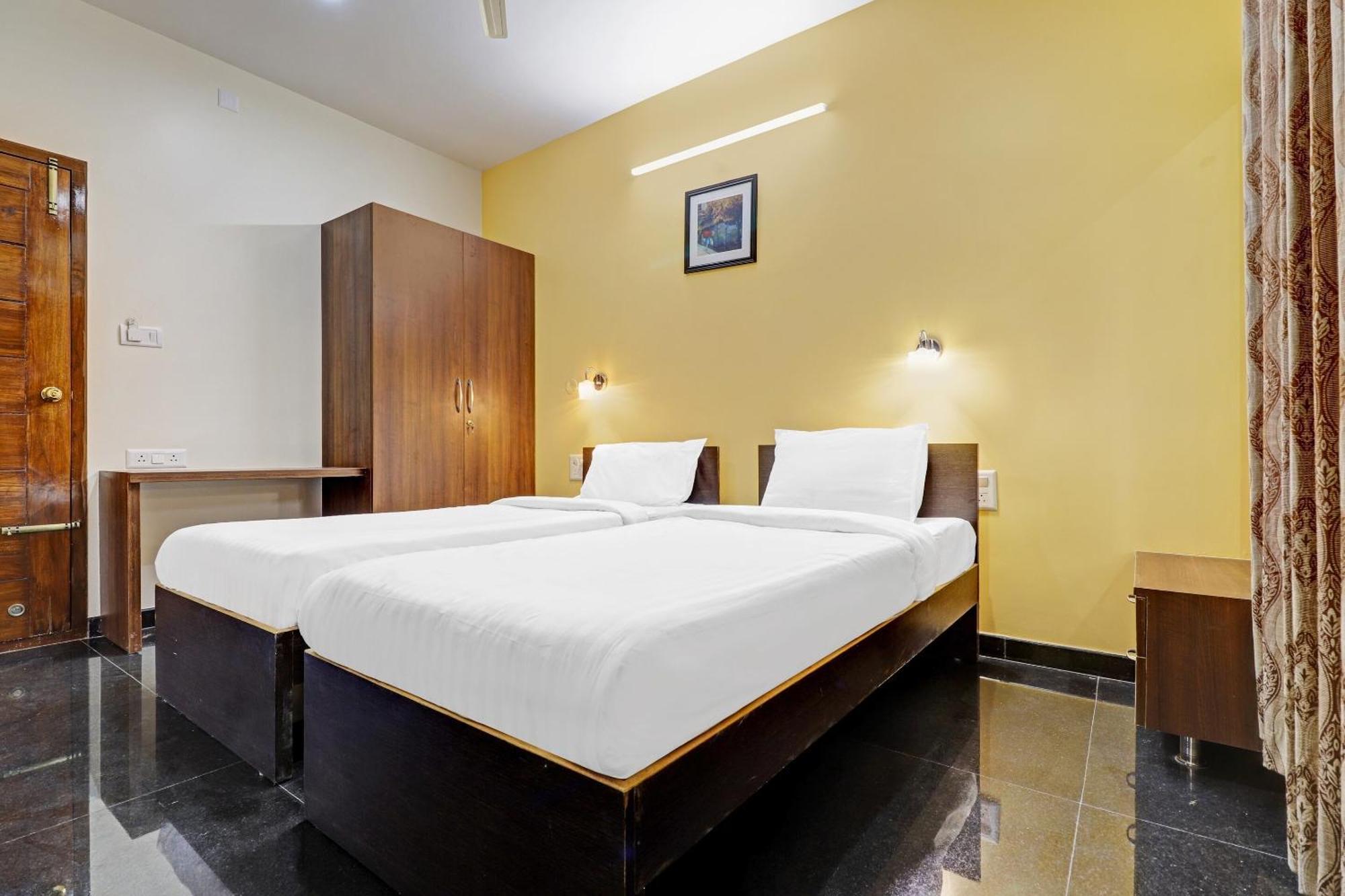 Capital O R R Residency Hotel Bangalore Bagian luar foto